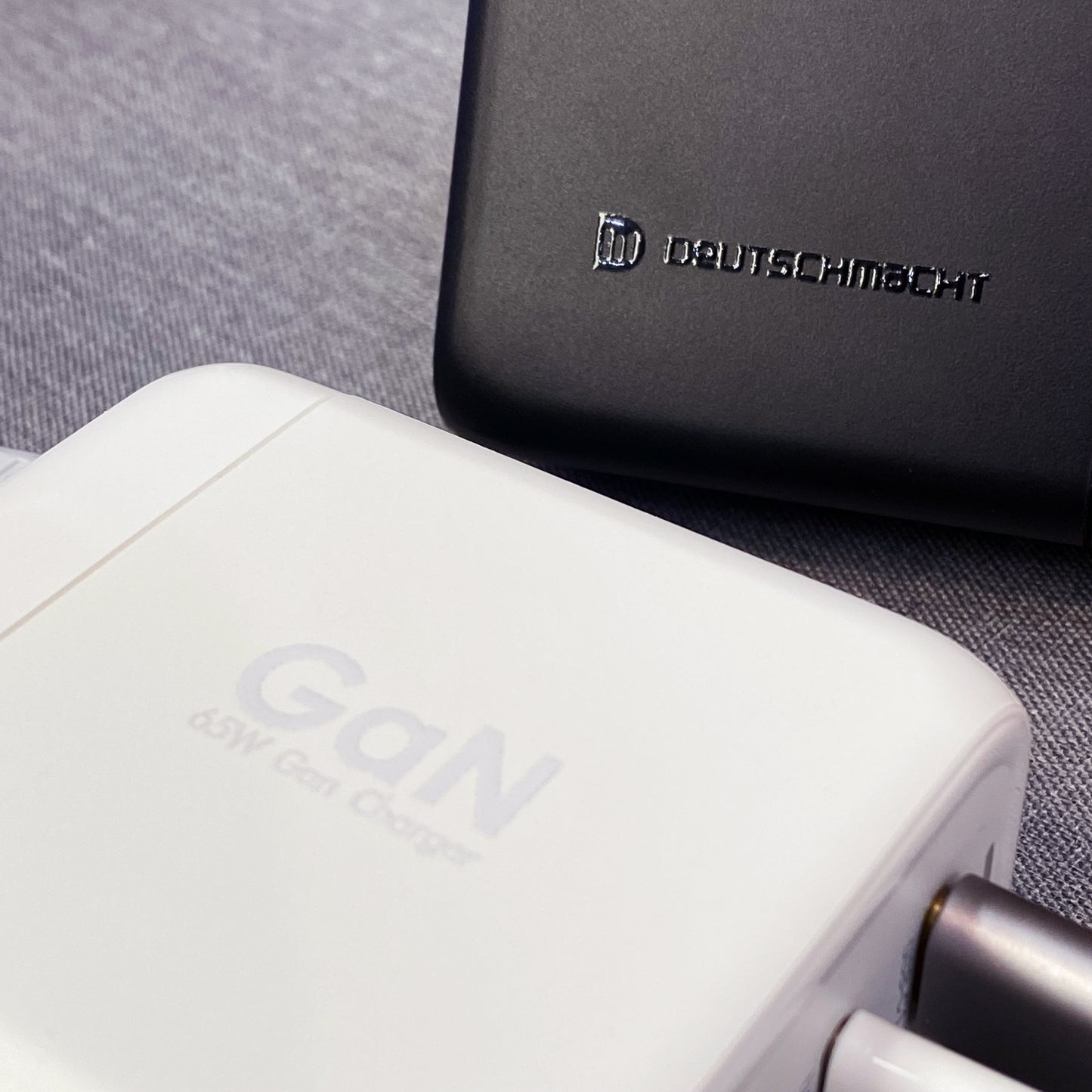 65W GaN USB 4-Port 快速充電器